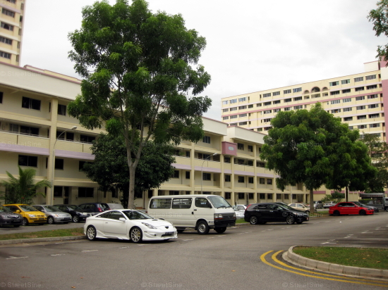 Hougang Avenue 6 thumbnail photo